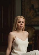 Мила, анкетные фото